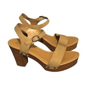 Soda Platform Sandals